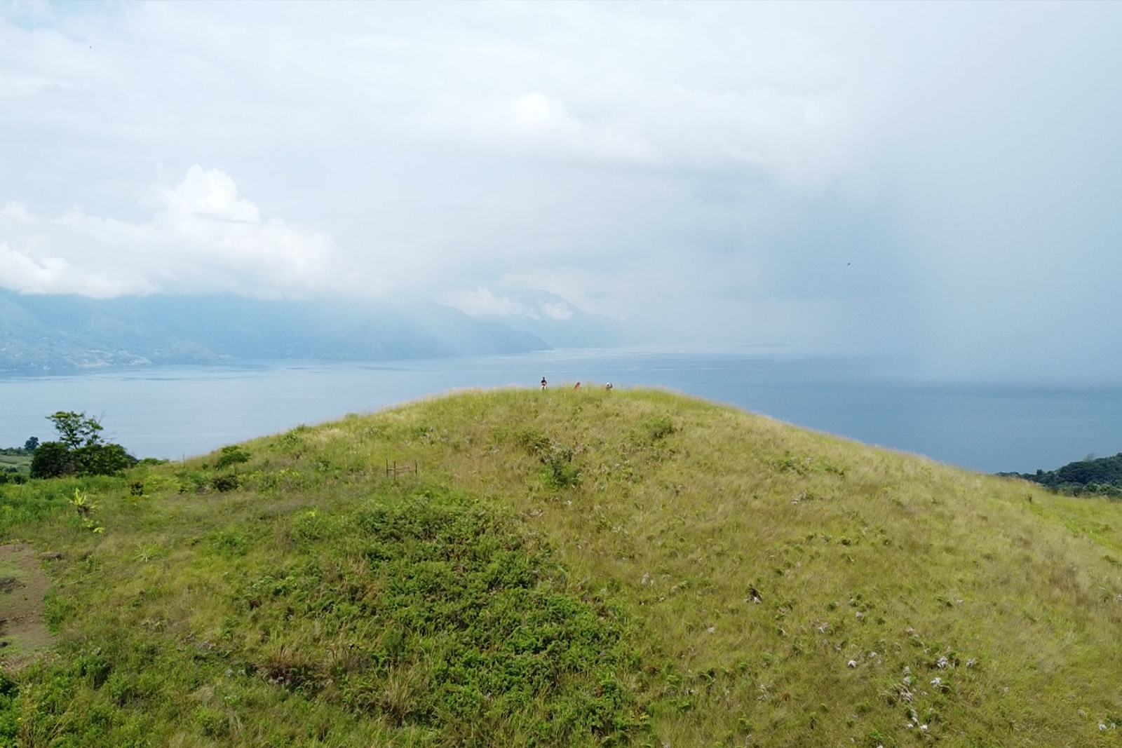 Pucuk Bukit Pulau Sibandang